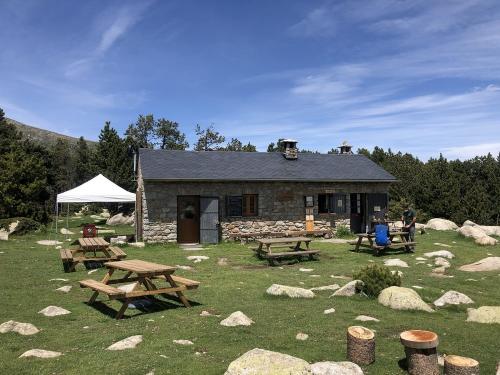 Refugi de la Feixa - a recommended detour for lunch!